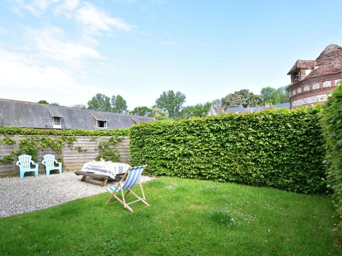 Classic Cottage In Le Bourg-Dun With Garden Bagian luar foto