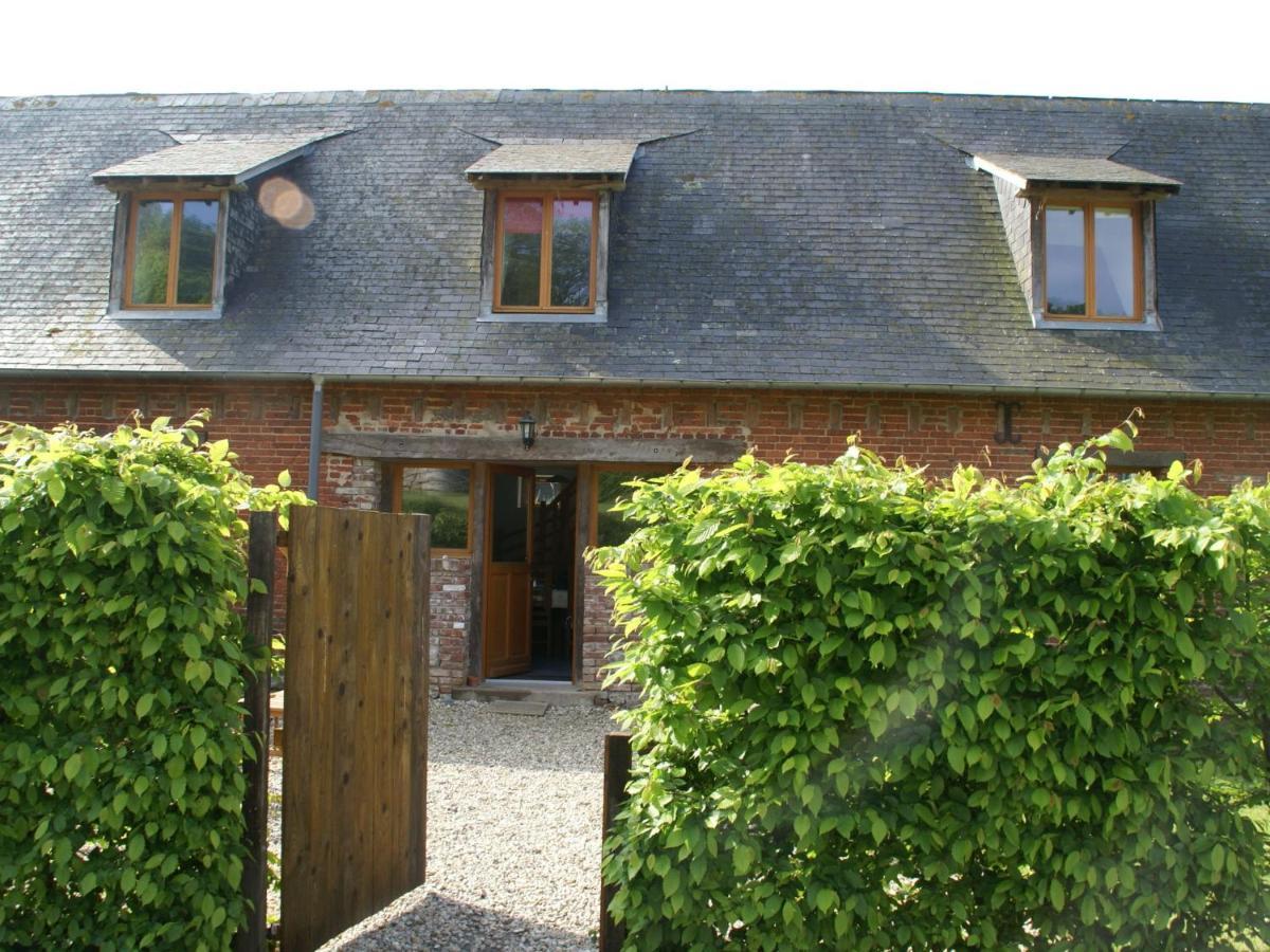 Classic Cottage In Le Bourg-Dun With Garden Bagian luar foto