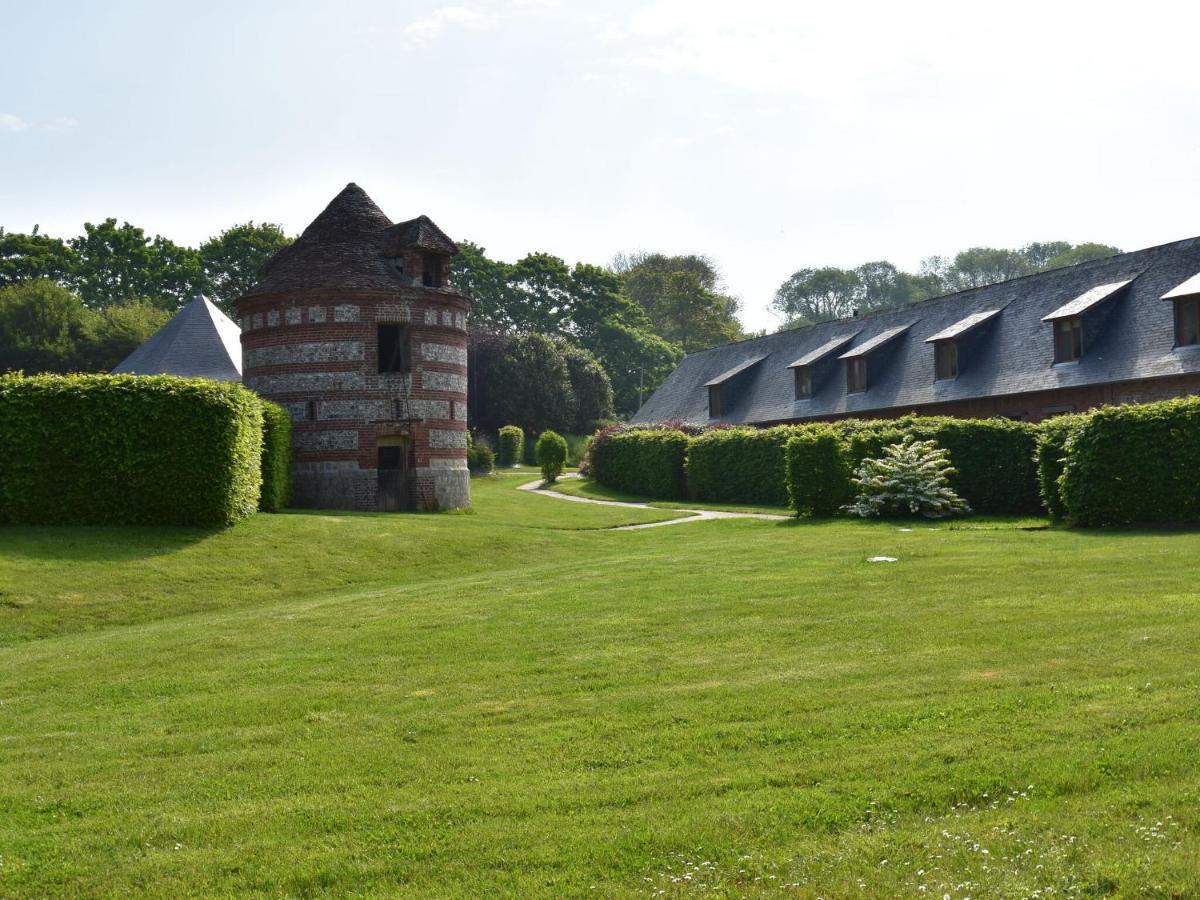 Classic Cottage In Le Bourg-Dun With Garden Bagian luar foto