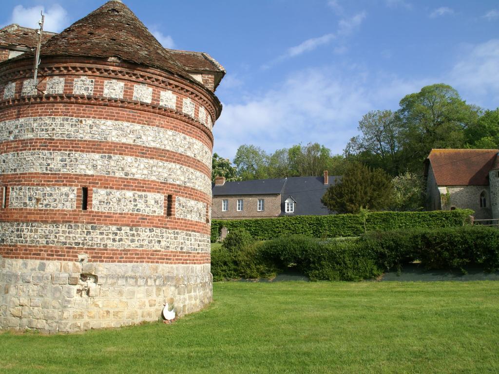 Classic Cottage In Le Bourg-Dun With Garden Bagian luar foto